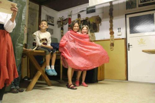 Večer kejklířů a divadel 48